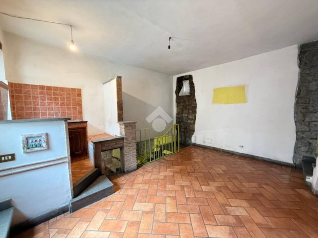 casa indipendente in vendita a Montefiascone