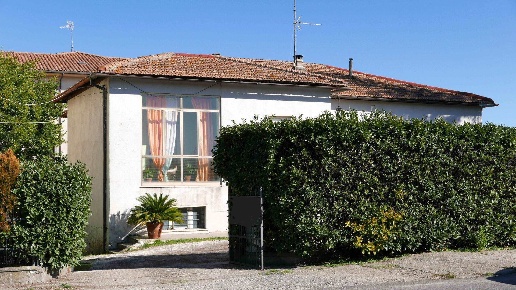 casa indipendente in vendita a Montefiascone