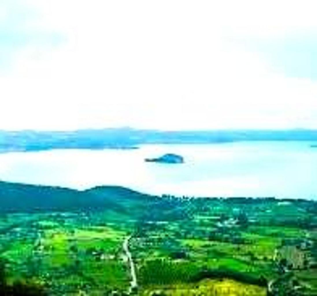 quadrivano in vendita a Montefiascone in zona Le Coste