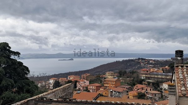 appartamento in vendita a Montefiascone