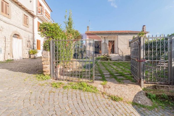 casa indipendente in vendita a Montefiascone in zona Zepponami