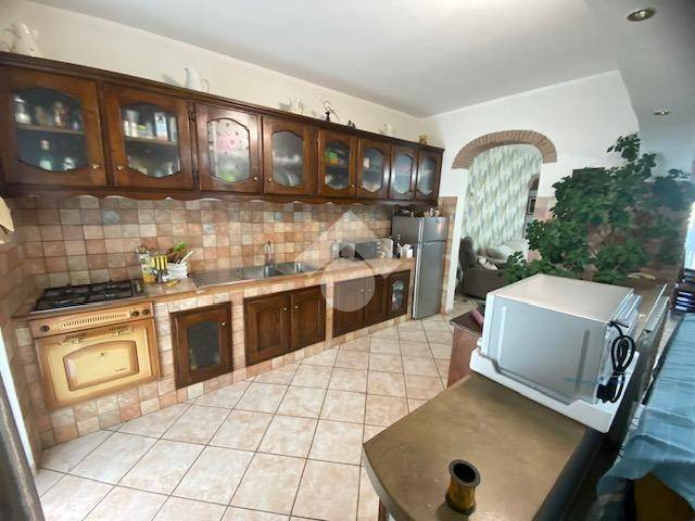 casa indipendente in vendita a Montefiascone