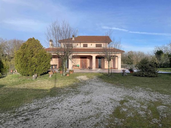 casa indipendente in vendita a Montefiascone in zona Poggio Frusta
