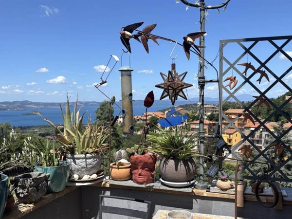 casa indipendente in vendita a Montefiascone in zona Poggio Frusta
