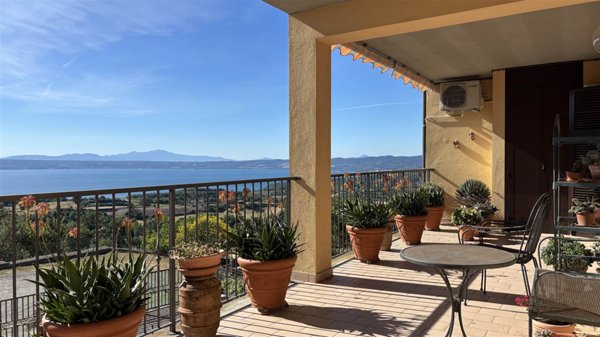 appartamento in vendita a Montefiascone in zona Le Coste