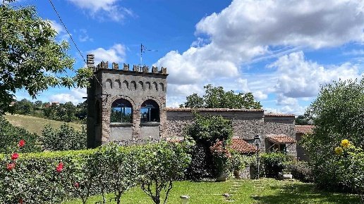appartamento in vendita a Montefiascone in zona Cipollone
