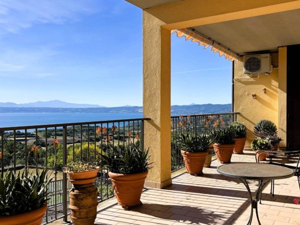 appartamento in vendita a Montefiascone in zona Le Coste