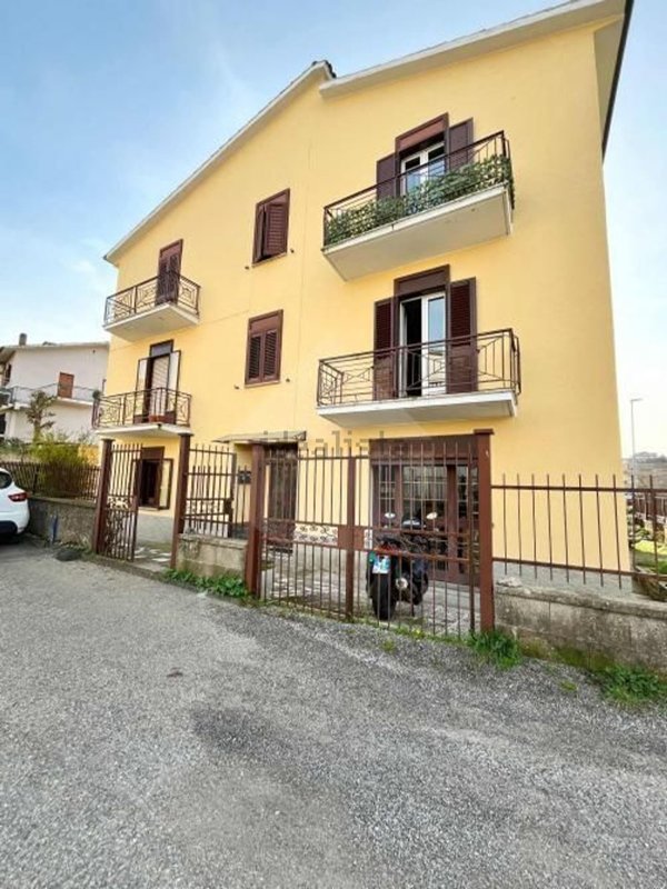 appartamento in vendita a Montefiascone in zona Poggio Frusta