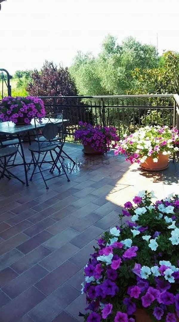 casa indipendente in vendita a Montefiascone in zona Le Poggere