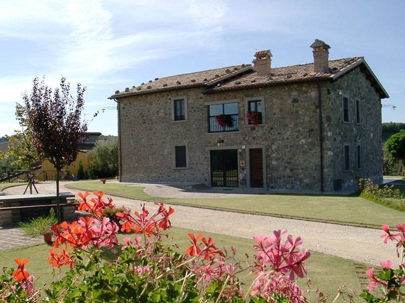 casa indipendente in vendita a Montefiascone in zona Le Mosse