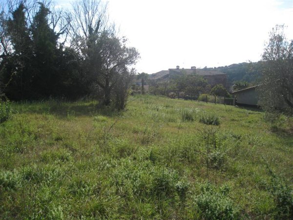 casa indipendente in vendita a Montefiascone in zona Mentuccia