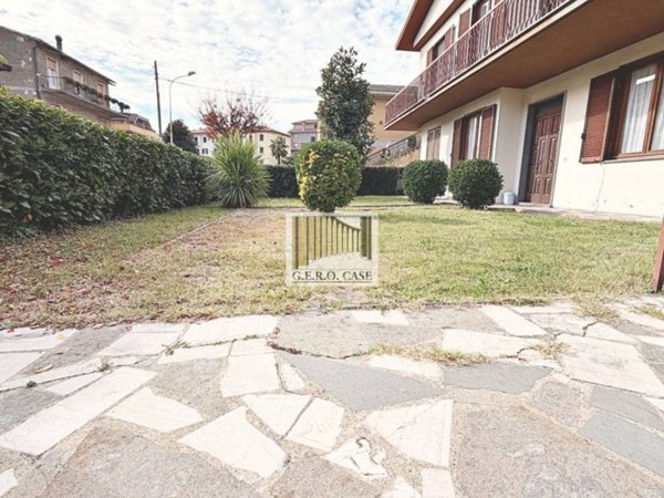 casa indipendente in vendita a Montefiascone