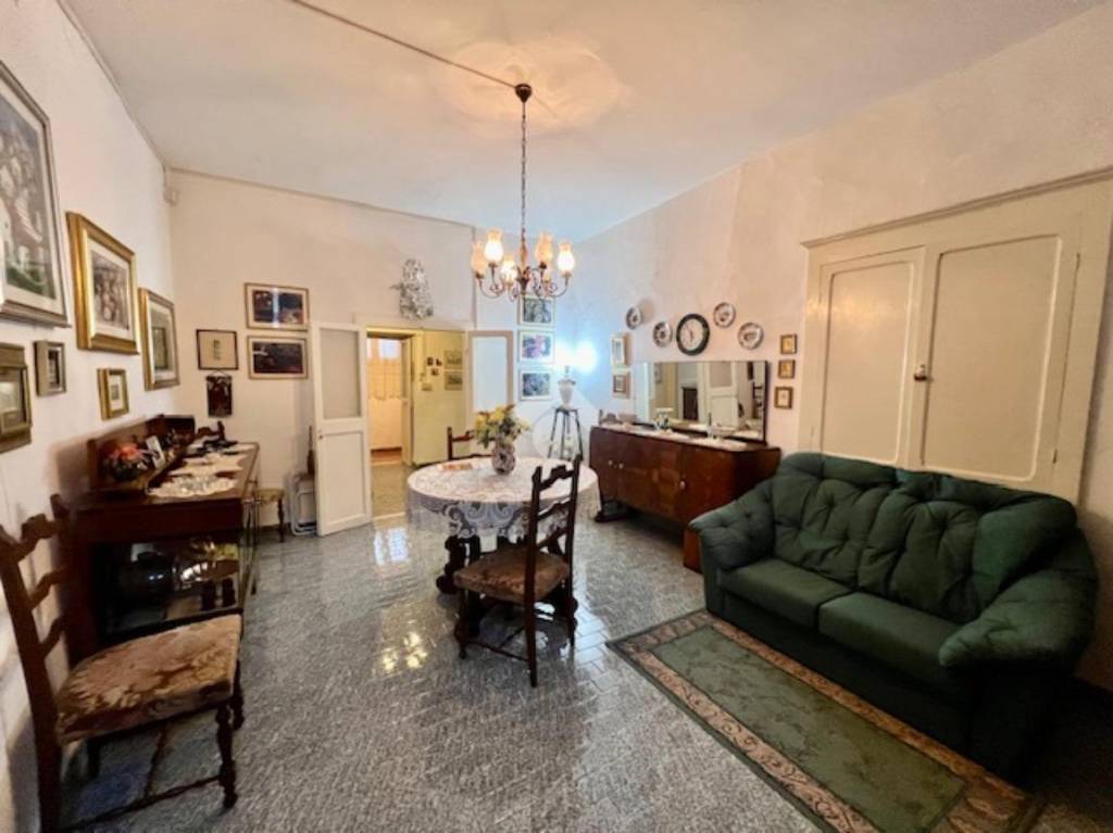 casa indipendente in vendita a Montefiascone