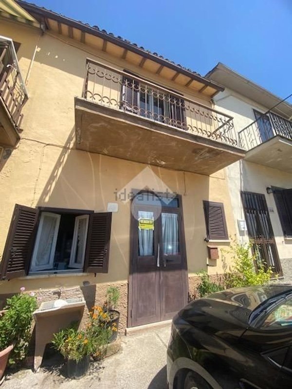 casa indipendente in vendita a Montefiascone