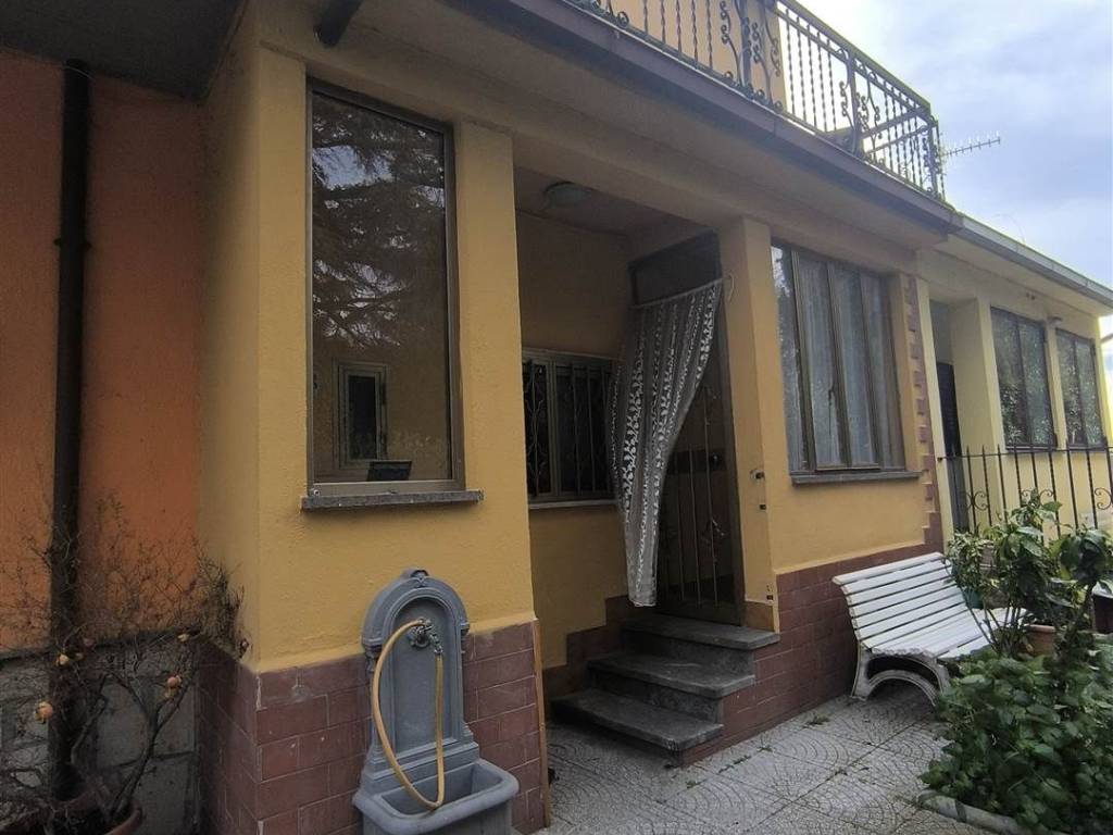 casa indipendente in vendita a Montefiascone in zona Zepponami