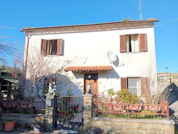 casa indipendente in vendita a Montefiascone in zona Le Mosse