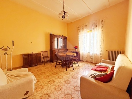 casa indipendente in vendita a Montefiascone