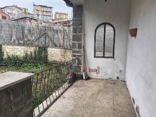 casa indipendente in vendita a Montefiascone