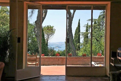 casa indipendente in vendita a Montefiascone in zona Poggio Frusta