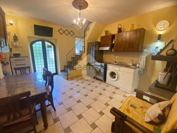 appartamento in vendita a Montefiascone in zona Cipollone