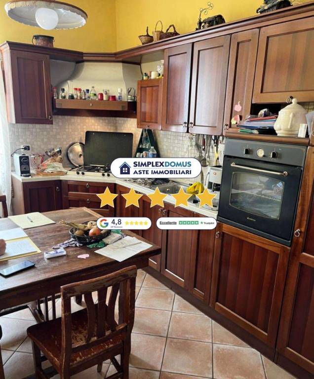 appartamento in vendita a Montefiascone in zona Mentuccia