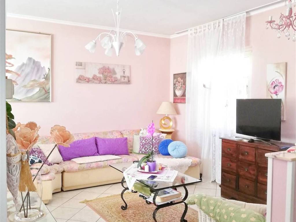 casa indipendente in vendita a Monte Romano