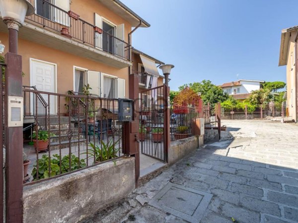 casa indipendente in vendita a Monte Romano