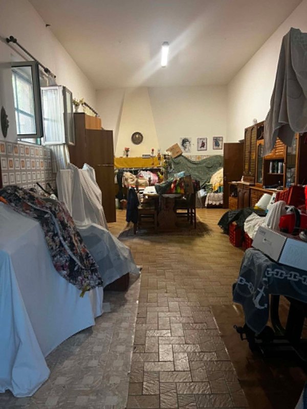 locale di sgombero in vendita a Monte Romano