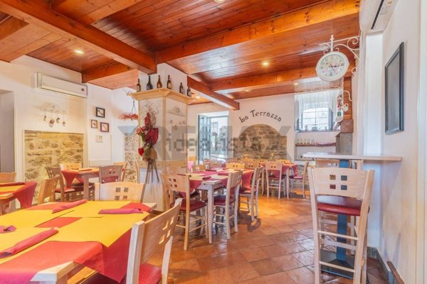 locale di sgombero in vendita a Monte Romano