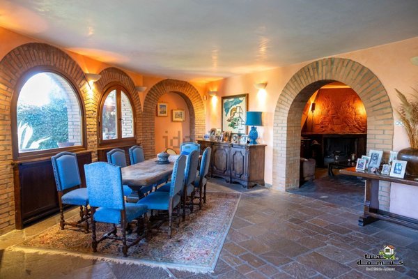 casa indipendente in vendita a Monterosi