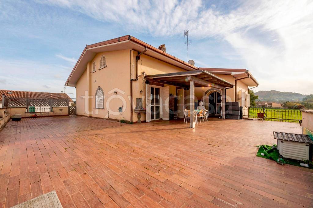 appartamento in vendita a Monterosi