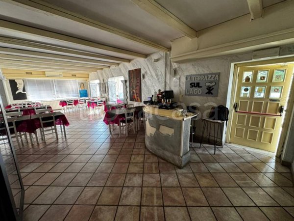 negozio in vendita a Monterosi