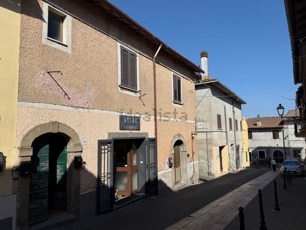 appartamento in vendita a Monterosi