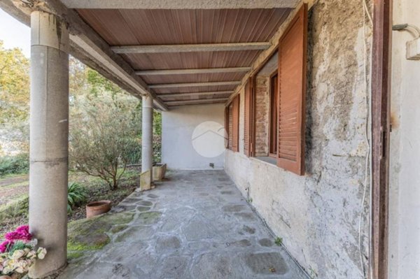 casa indipendente in vendita a Monterosi