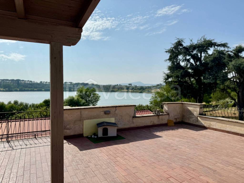 appartamento in vendita a Monterosi