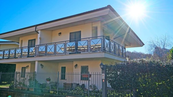 casa indipendente in vendita a Monterosi