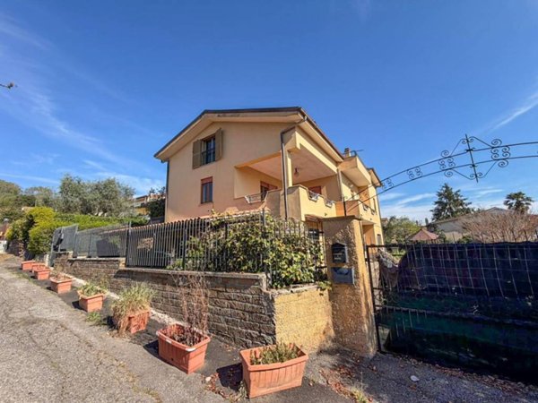 appartamento in vendita a Monterosi