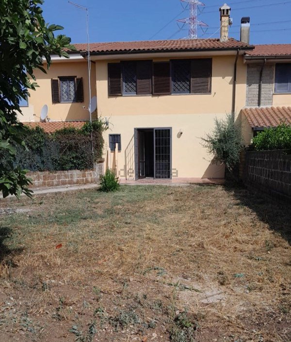 appartamento in vendita a Monterosi