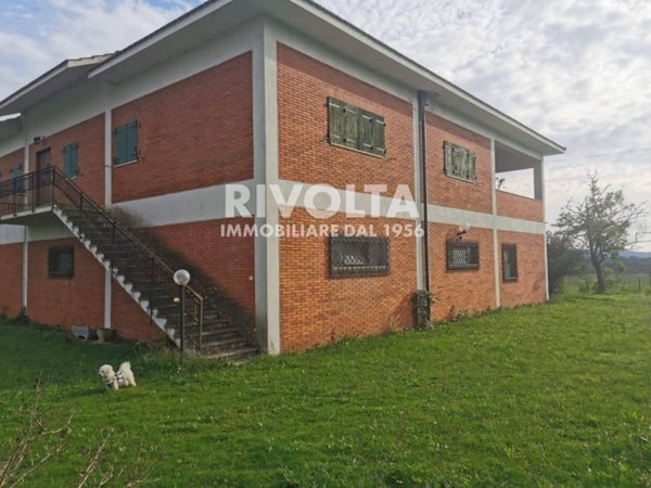 casa indipendente in vendita a Nepi