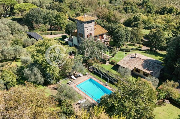 casa indipendente in vendita a Nepi