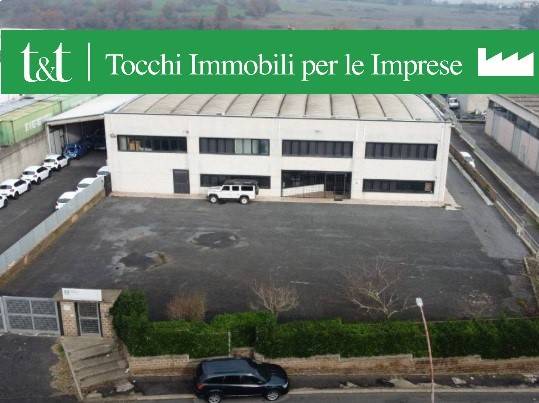 capannone in vendita a Nepi