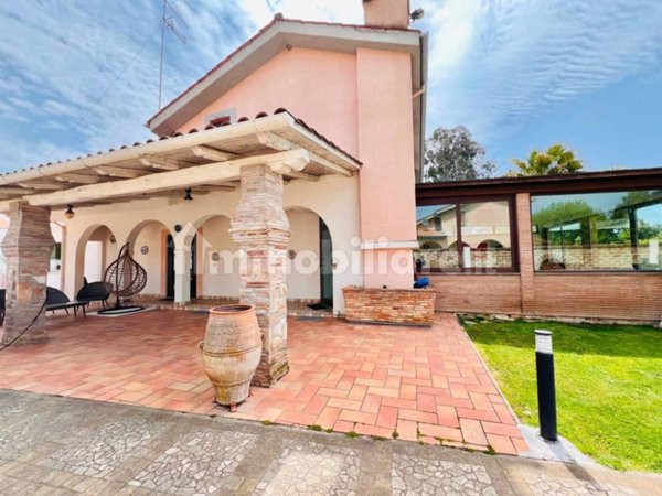 casa indipendente in vendita a Nepi