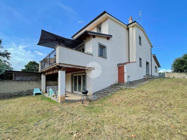 casa indipendente in vendita a Nepi