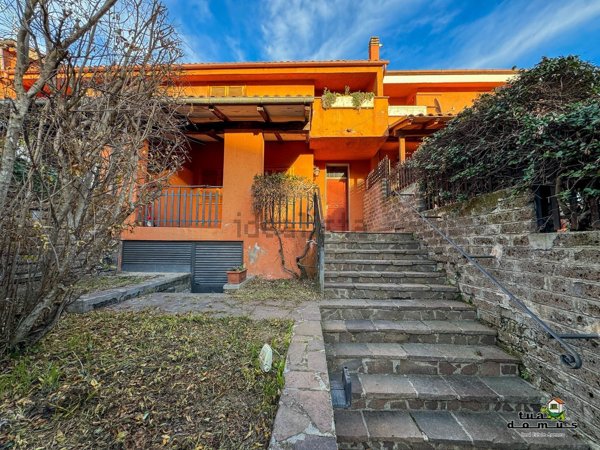 casa indipendente in vendita a Nepi