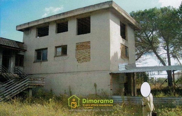 pentavano in vendita a Nepi