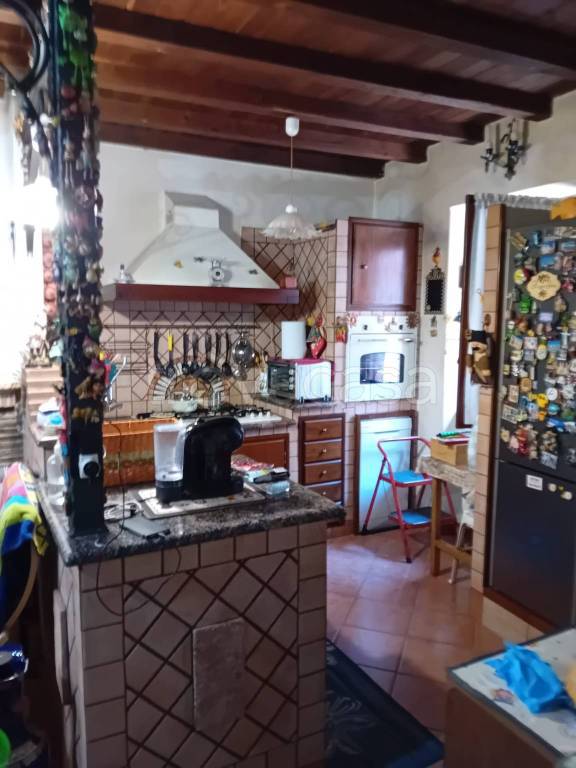 casa indipendente in vendita a Nepi