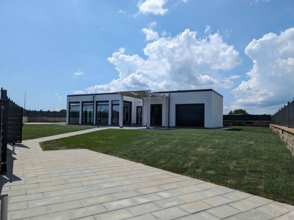 casa indipendente in vendita a Nepi