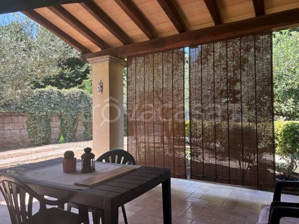 casa indipendente in vendita a Nepi