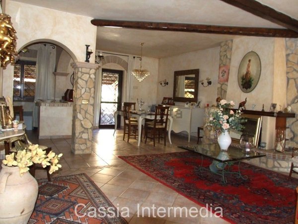 casa indipendente in vendita a Nepi