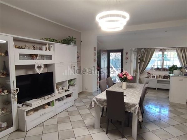 casa indipendente in vendita a Nepi